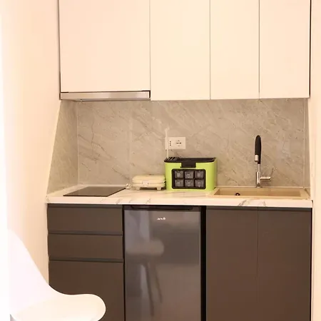 Aura Boutique Hotel 3*