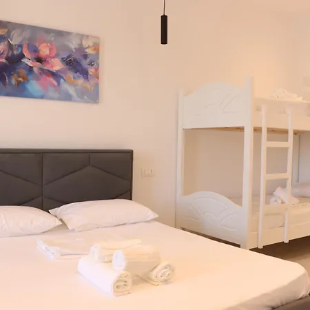 Aura Boutique Hotel Vlorë