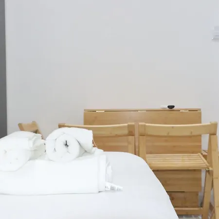 Aura Boutique 3* Vlorë
